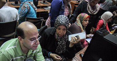 إقبال كبير على معامل جامعة القاهرة للتسجيل فى تنسيق المرحلة الثالثة 2017