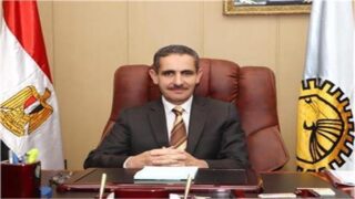 بالفيديو::محافظ الغربيه دطارق رحمى يلبى طلبات ٣٦اسره من أبناء المحافظه
	