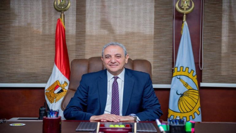 بالصور: تاكيد سلطه الدوله بحملة مكبرة شملت النظافة ورفع الاشغالات بمنطقة الخان وشارع البورصه وخلف مسجد السيد البدوى