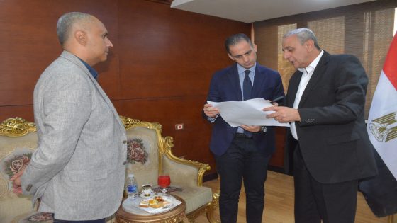 في يوم العيد القومي.. محافظ الغربية يستقبل نائب وزير الصحة ويؤكد القطاع الطبي بالمحافظة يشهد طفرة غير مسبوقة بدعم القيادة السياسية وتعاون وزارة الصحة