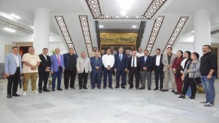 بالصور:محافظ الغربية في لقاء موسع مع الصحفيين والاعلاميين يستعرض إنجازات عام من العمل الميداني ويناقش أهم القضايا والتحديات ويؤكد: نستجيب فورًا لشكاوى المواطنين والإعلام شريك في متابعة الحقيقة