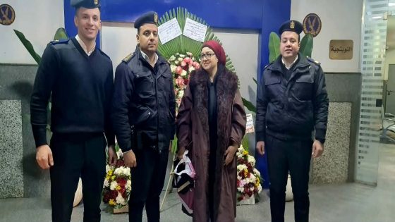 الاستاذه انيسه حسني اسماعيل تهنئ رجال الشرطه في مكاتبهم بمناسبه العيد الرابع والسبعين للشرطه المصريه